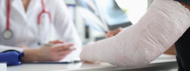 Can Urgent Care Treat Fractures and Broken Bones Immediately?